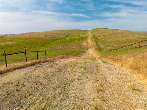 3730 Gruenhagen Flt, Paso Robles, CA 93446