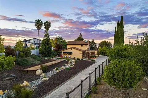 Exterior - 927 Osos Way, Paso Robles, CA 93446 photo 2 of 22