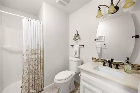 Bath - 927 Osos Way, Paso Robles, CA 93446 photo 2 of 5