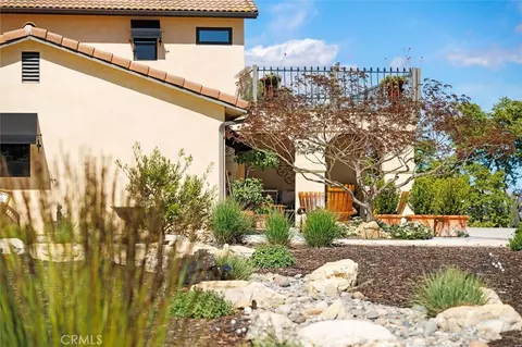 Exterior - 927 Osos Way, Paso Robles, CA 93446 photo 12 of 22