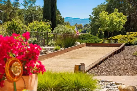 Exterior - 927 Osos Way, Paso Robles, CA 93446 photo 7 of 22