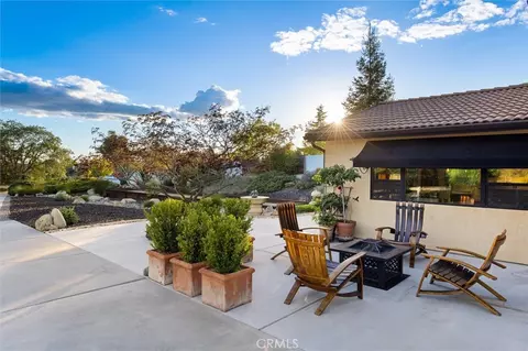 Exterior - 927 Osos Way, Paso Robles, CA 93446 photo 5 of 22