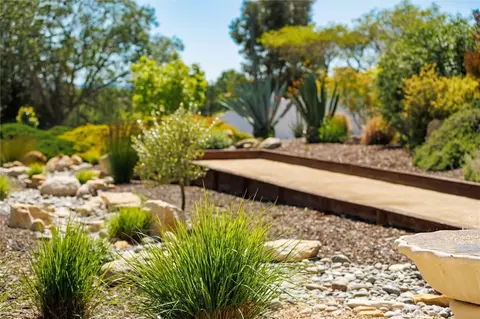 Exterior - 927 Osos Way, Paso Robles, CA 93446 photo 8 of 22