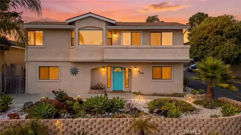 1715 Brighton Ave, Grover Beach, CA 93433