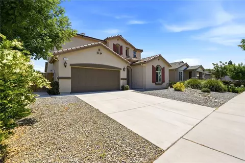 470 Daphne, Lemoore, CA 93245 photo 3
