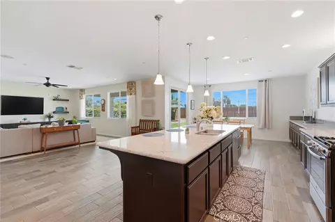 470 Daphne, Lemoore, CA 93245 photo 12