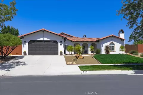 591 Oak Ridge Rd, Solvang, CA 93463