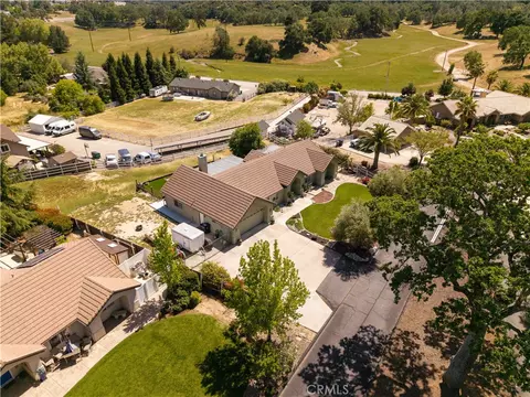 View/Area - 155 Eagle Creek Ct, Atascadero, CA 93422 photo 2 of 20