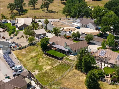 View/Area - 155 Eagle Creek Ct, Atascadero, CA 93422 photo 6 of 11