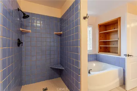 Bath - 155 Eagle Creek Ct, Atascadero, CA 93422 photo 3 of 3