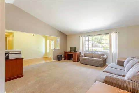 Living - 155 Eagle Creek Ct, Atascadero, CA 93422 photo 2 of 6