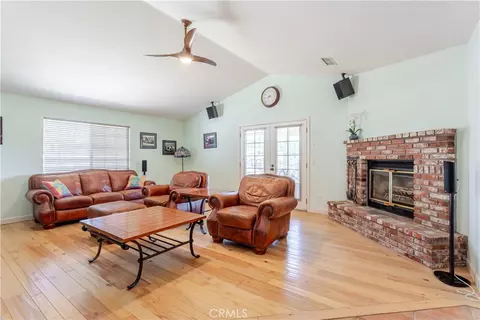 Living - 155 Eagle Creek Ct, Atascadero, CA 93422 photo 5 of 6