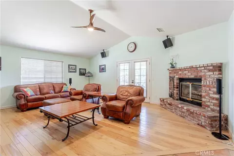 Living - 155 Eagle Creek Ct, Atascadero, CA 93422 photo 5 of 7