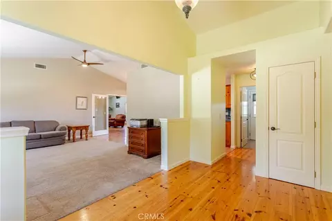 Entry Way - 155 Eagle Creek Ct, Atascadero, CA 93422 photo 1 of 2