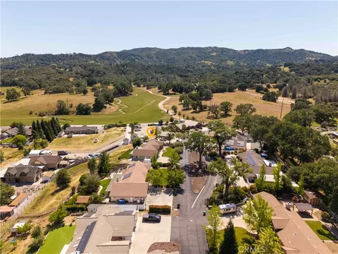 View/Area - 155 Eagle Creek Ct, Atascadero, CA 93422 photo 15 of 20