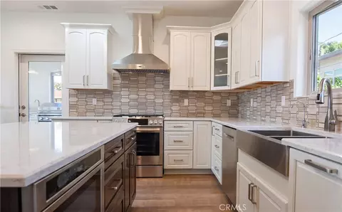 Kitchen - 2901 Ocean Blvd, Cayucos, CA 93430 photo 2 of 2