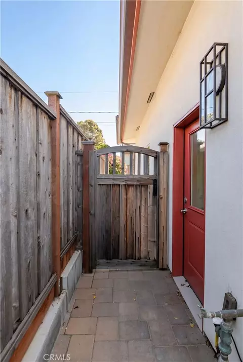 Exterior - 2901 Ocean Blvd, Cayucos, CA 93430 photo 4 of 4