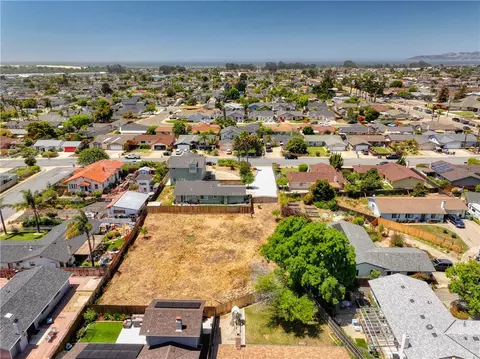 View/Area - 1339 24th, Oceano, CA 93445 photo 4 of 10