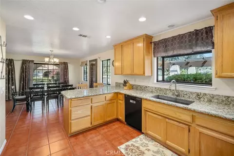 Kitchen - 844 Via Concha, Nipomo, CA 93444 photo 8 of 8