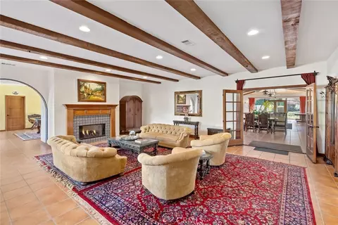 Living - 844 Via Concha, Nipomo, CA 93444 photo 1 of 5