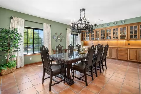 Dining - 844 Via Concha, Nipomo, CA 93444 photo 3 of 5
