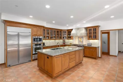 Kitchen - 844 Via Concha, Nipomo, CA 93444 photo 4 of 8