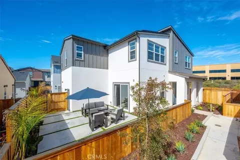 160 Earthwood Ln, San Luis Obispo, CA 93401