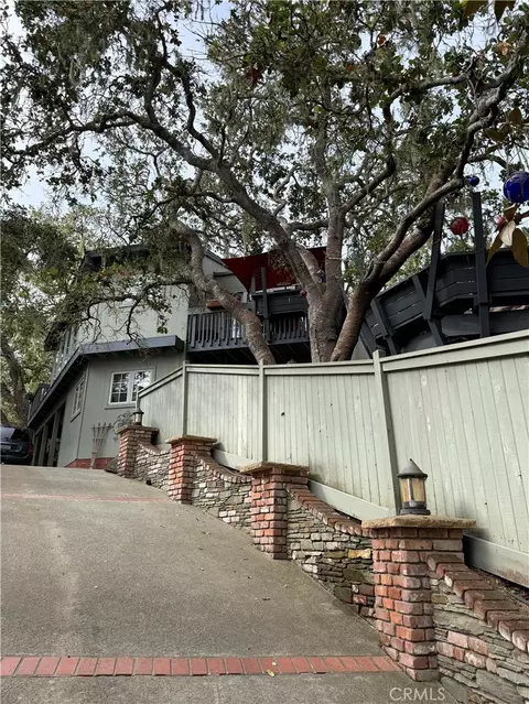 1987 Dorking Ave, Cambria, CA 93428