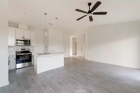 Living - 434 Madera, Maricopa, CA 93252 photo 1 of 1