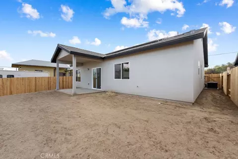 Exterior - 434 Madera, Maricopa, CA 93252 photo 11 of 12