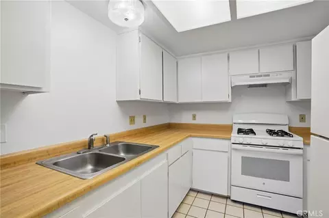 Kitchen - 7464 Santa Ysabel, Atascadero, CA 93422 photo 4 of 4