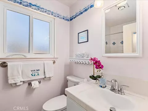 Bath - 29 20th, Cayucos, CA 93430 photo 1 of 2