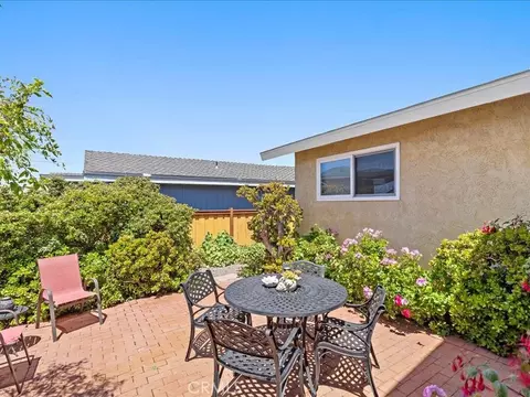 Exterior - 29 20th, Cayucos, CA 93430 photo 6 of 9