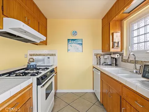 Kitchen - 29 20th, Cayucos, CA 93430 photo 2 of 2