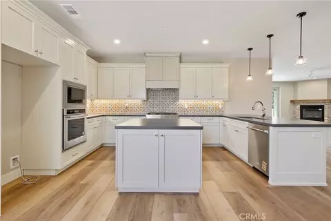 Kitchen - 546 Little, Exeter, CA 93221 photo 3 of 3