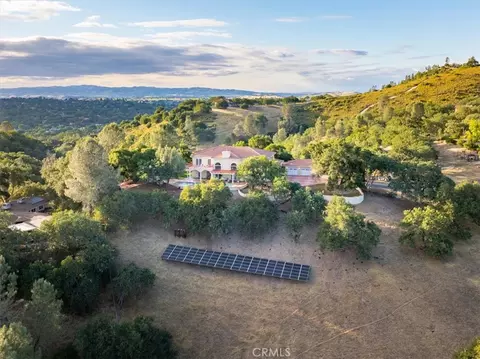 5255 Escarpa Ave, Atascadero, CA 93422