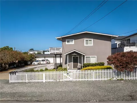 Exterior - 31 8th St, Cayucos, CA 93430 photo 2 of 9