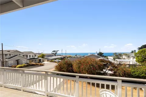 Exterior - 31 8th St, Cayucos, CA 93430 photo 4 of 9
