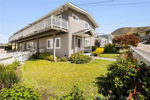 Exterior - 31 8th St, Cayucos, CA 93430 photo 1 of 9