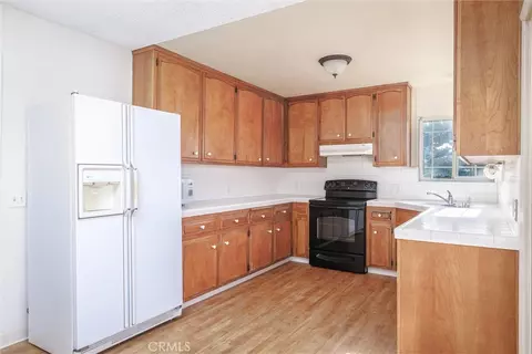 Kitchen - 2023 Circle, Cayucos, CA 93430 photo 4 of 6