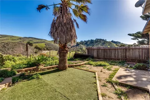 Exterior - 2023 Circle, Cayucos, CA 93430 photo 5 of 6