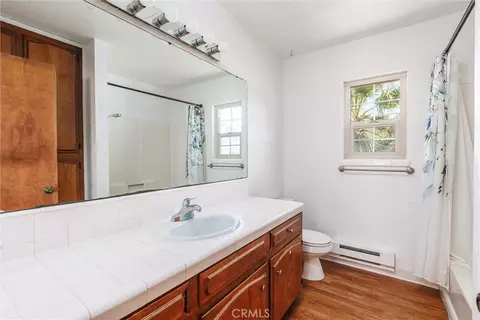 Bath - 2023 Circle, Cayucos, CA 93430 photo 3 of 4