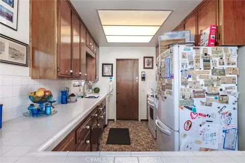 Kitchen - 2023 Circle, Cayucos, CA 93430 photo 2 of 6