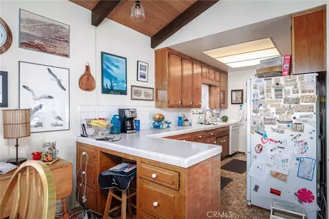 Kitchen - 2023 Circle, Cayucos, CA 93430 photo 1 of 6