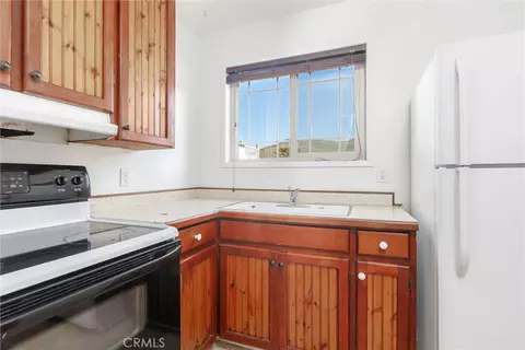 Kitchen - 2023 Circle, Cayucos, CA 93430 photo 6 of 6