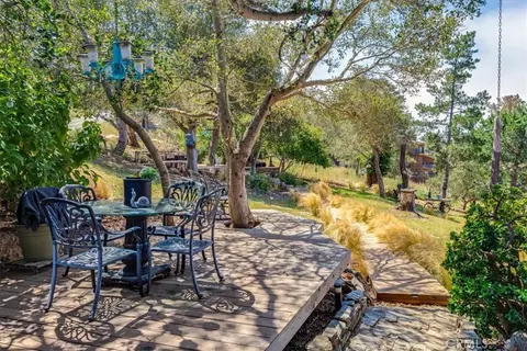 Exterior - 1919 Richard Ave, Cambria, CA 93428 photo 11 of 25