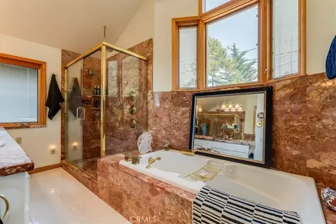 Bath - 1919 Richard Ave, Cambria, CA 93428 photo 3 of 5