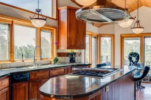 Kitchen - 1919 Richard Ave, Cambria, CA 93428 photo 3 of 10