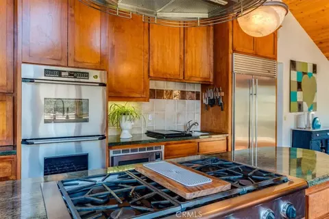 Kitchen - 1919 Richard Ave, Cambria, CA 93428 photo 6 of 10