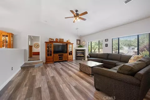 Living - 11625 Cenegal, Atascadero, CA 93422 photo 1 of 2